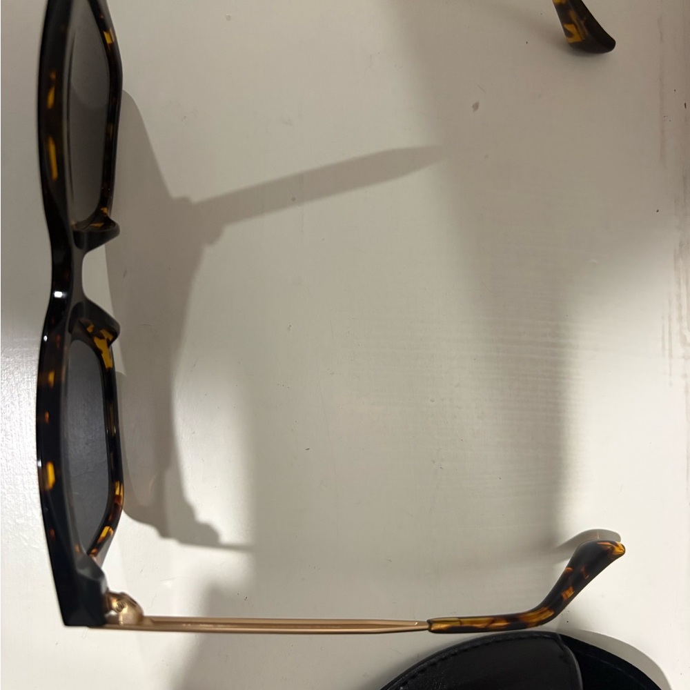 Diff Bella Tortoise Shell Sunglasses NWT - image 8